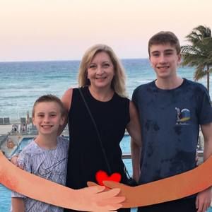 Meet your Posher, Stephanie